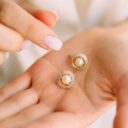 Comment entretenir des bijoux en perles baroques après ton mariage ?