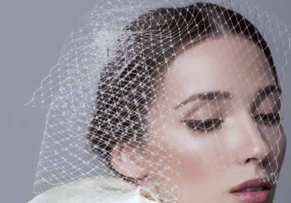 Voilette de mariage : comment la porter avec des cheveux courts ?