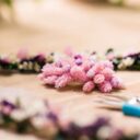 Bracelet de fleurs pour ton mariage : comment le fabriquer toi-même ?